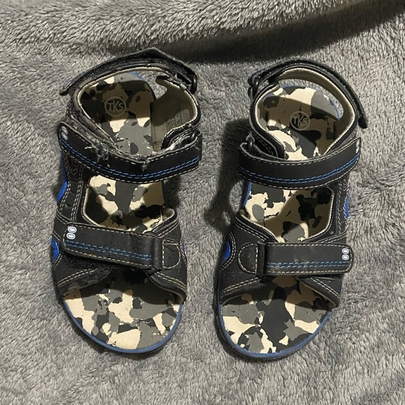 Size 13m Sandles - Picture 5 of 7